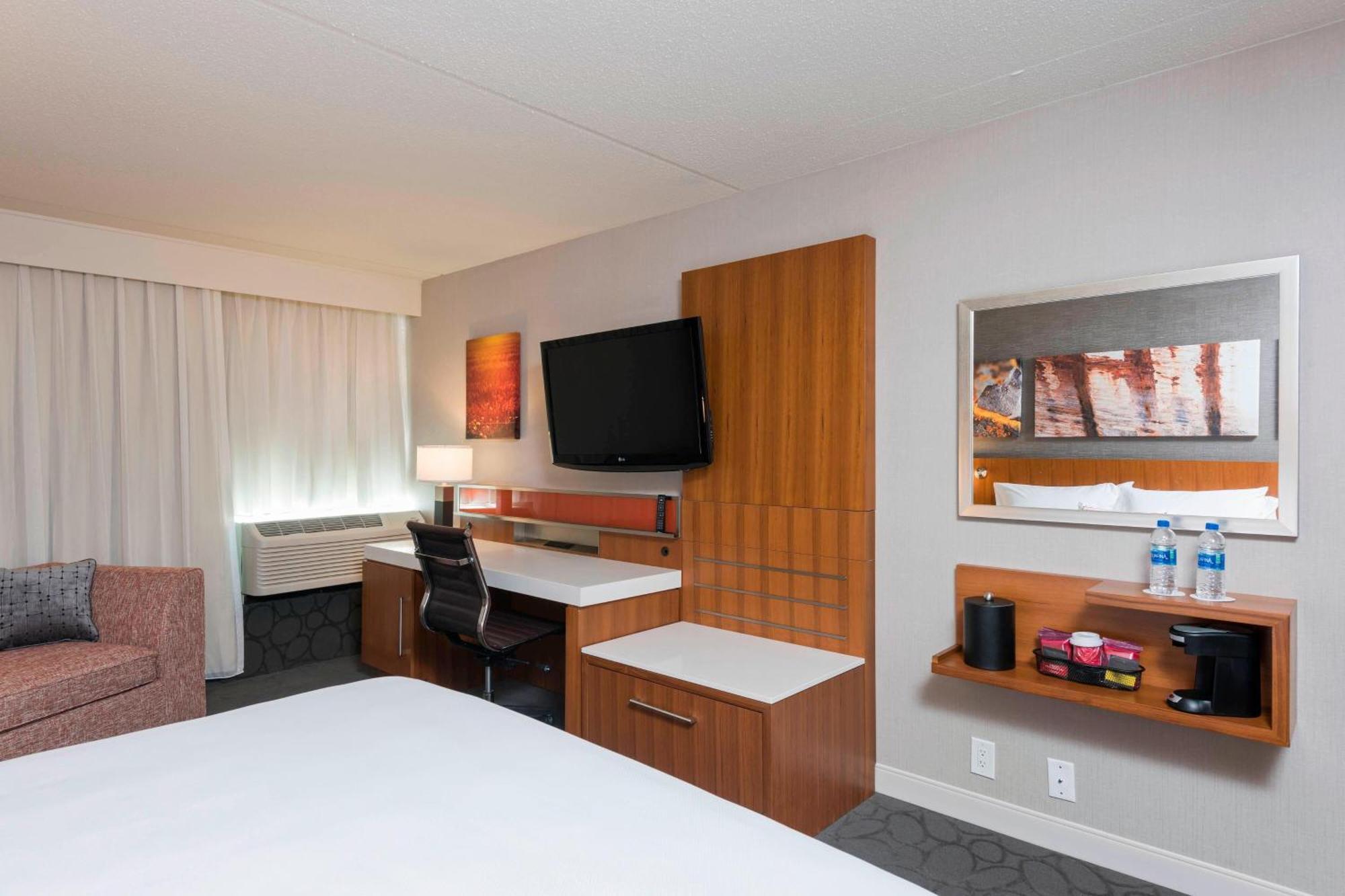 Sonesta Hotel Grand Rapids Airport Kentwood Eksteriør bilde