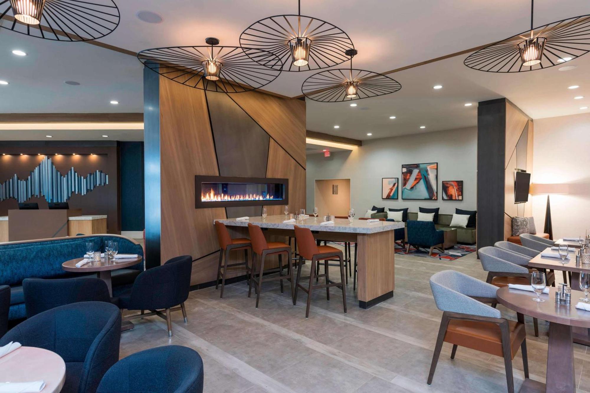 Sonesta Hotel Grand Rapids Airport Kentwood Eksteriør bilde